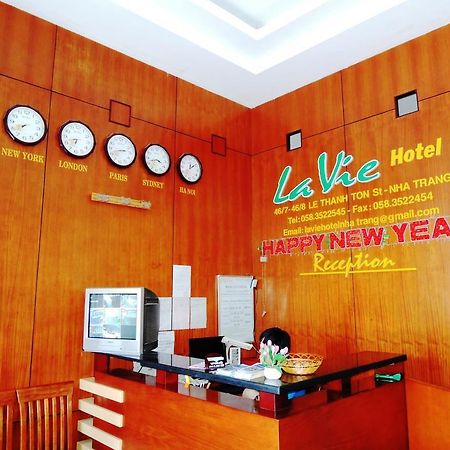 Lavie Hotel Nha Trang Esterno foto